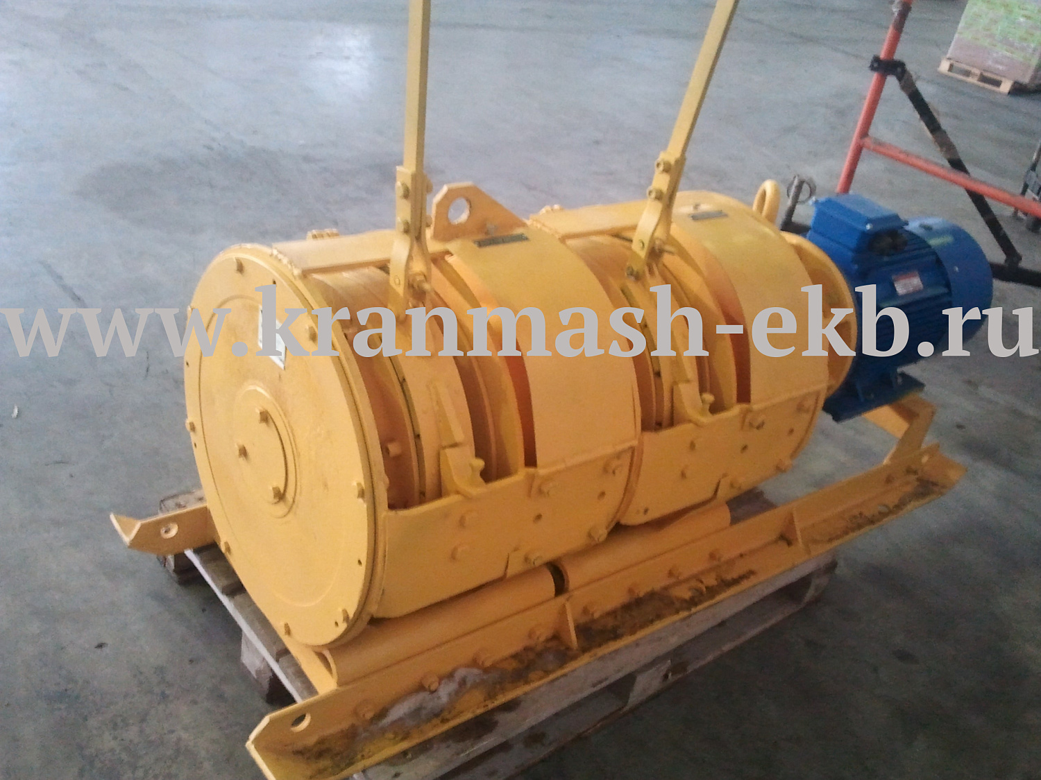 Лебедки скреперные